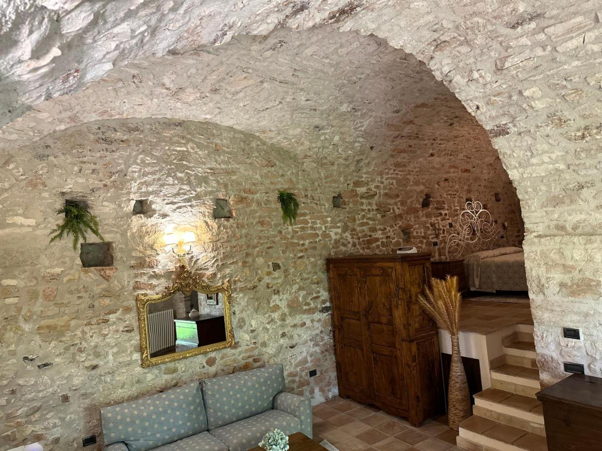 All Stone Horse Stable Converted To Elegant Apartment - Baltimora Spoleto Exteriör bild